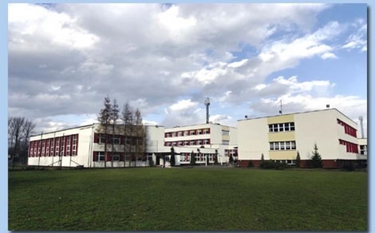 Otworzą przedszkola w…gimnazjach 